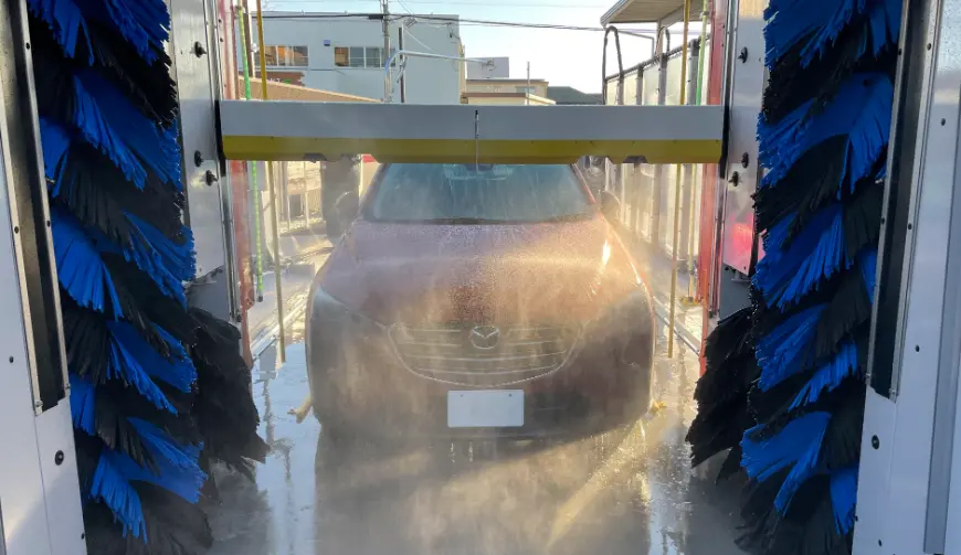 洗車機の使用で車は傷つかないって本当？洗車機の最新技術と事前準備で優しく洗浄しよう