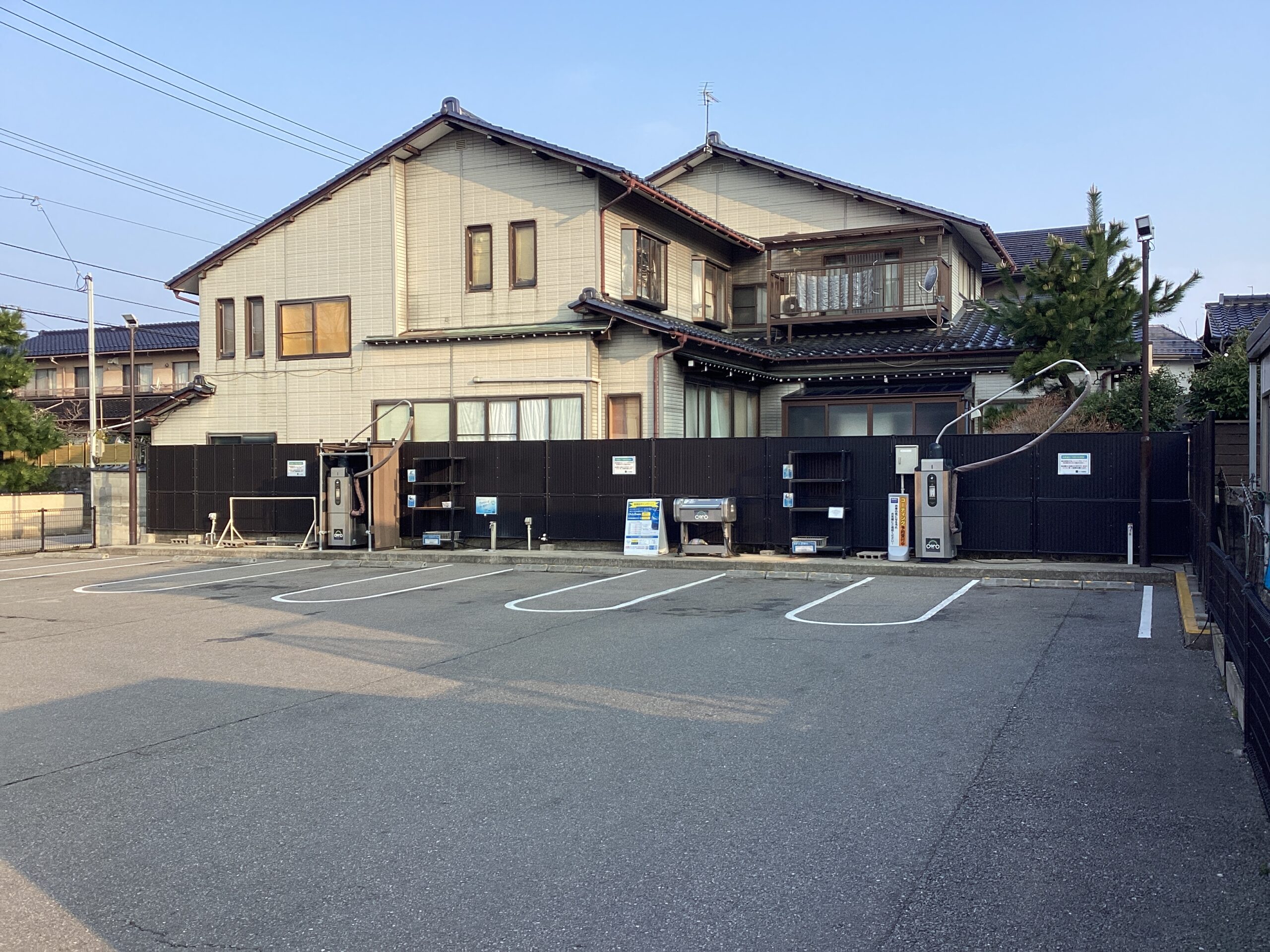 松村物産（株） – カーロ泉野店